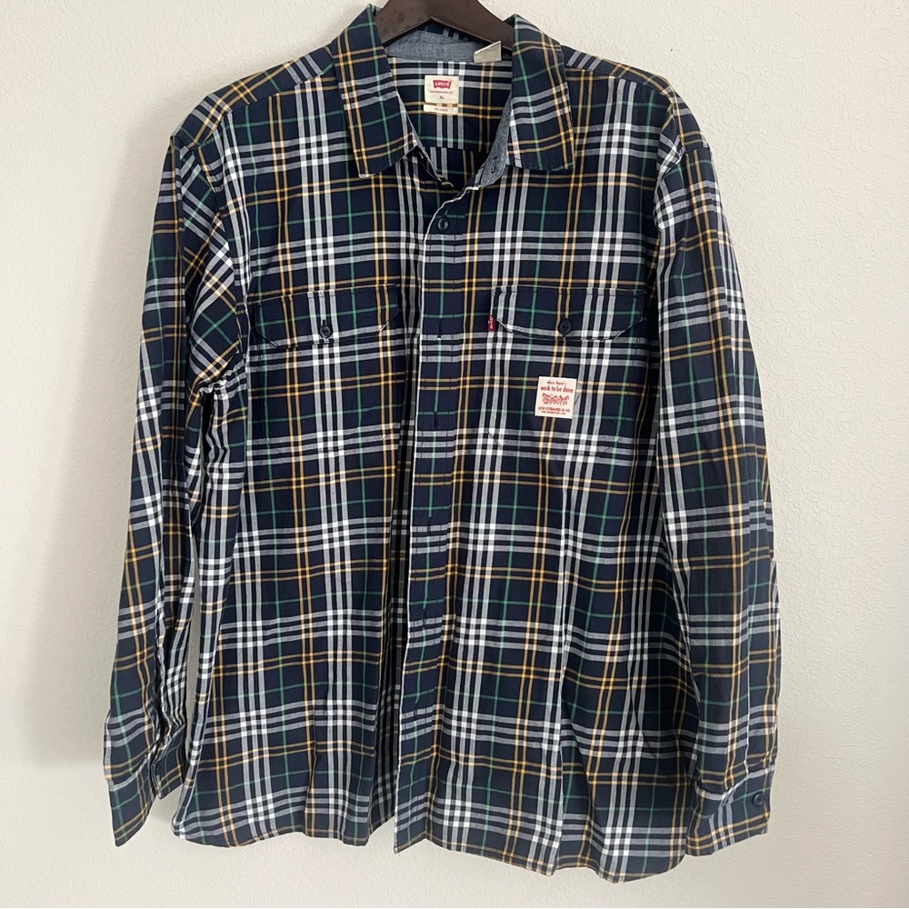 Levi's Men's Navy, Green & White Plaid Button-Down Shirt